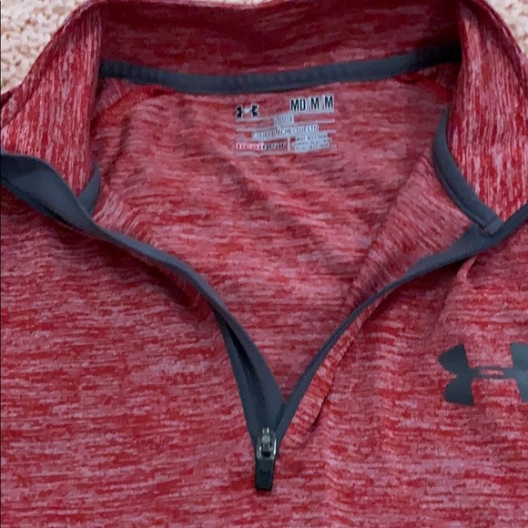 UA Under Armour half zip heat gear pullover, loose - Picture 3 of 9